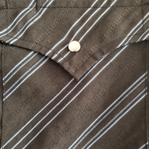 Men's Ely Cattleman Cowboy Styled Western Shirt - Picture 2 of 5